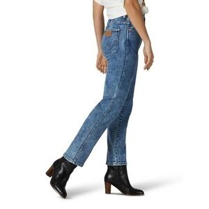 Wrangler heritage fit slim straight jeans